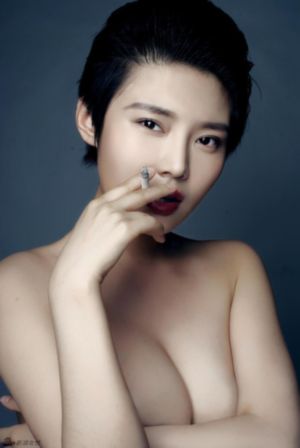 亚洲AⅤ无码日韩欧美片噜噜_高清免费播放